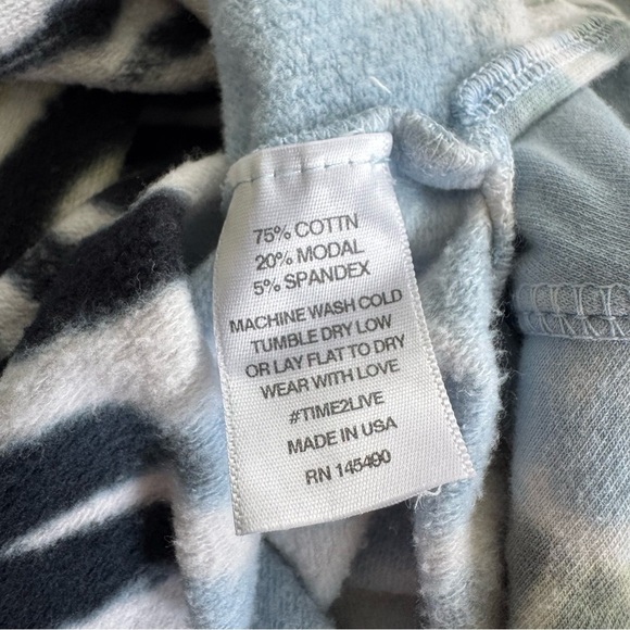 Electric & Rose Tie-Dye Long Sleeve Sweatshirt with High-Low and Split Sides - Picture 2 of 6